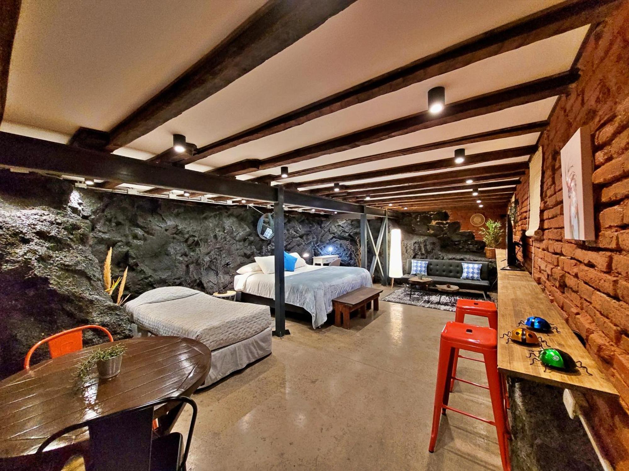 Maki Hostels & Suites 瓦尔帕莱索 外观 照片