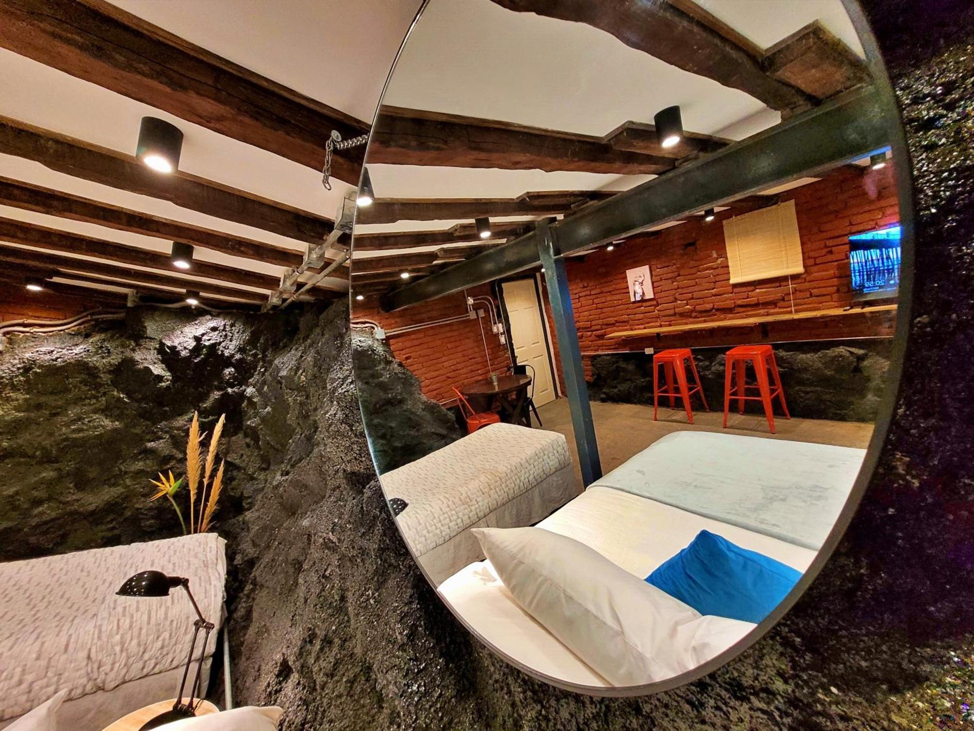 Maki Hostels & Suites 瓦尔帕莱索 外观 照片