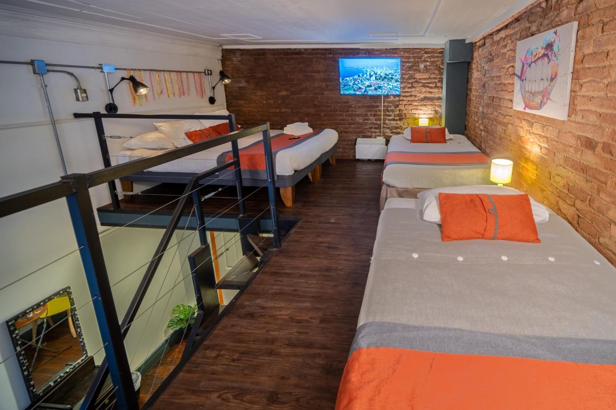 Maki Hostels & Suites 瓦尔帕莱索 外观 照片