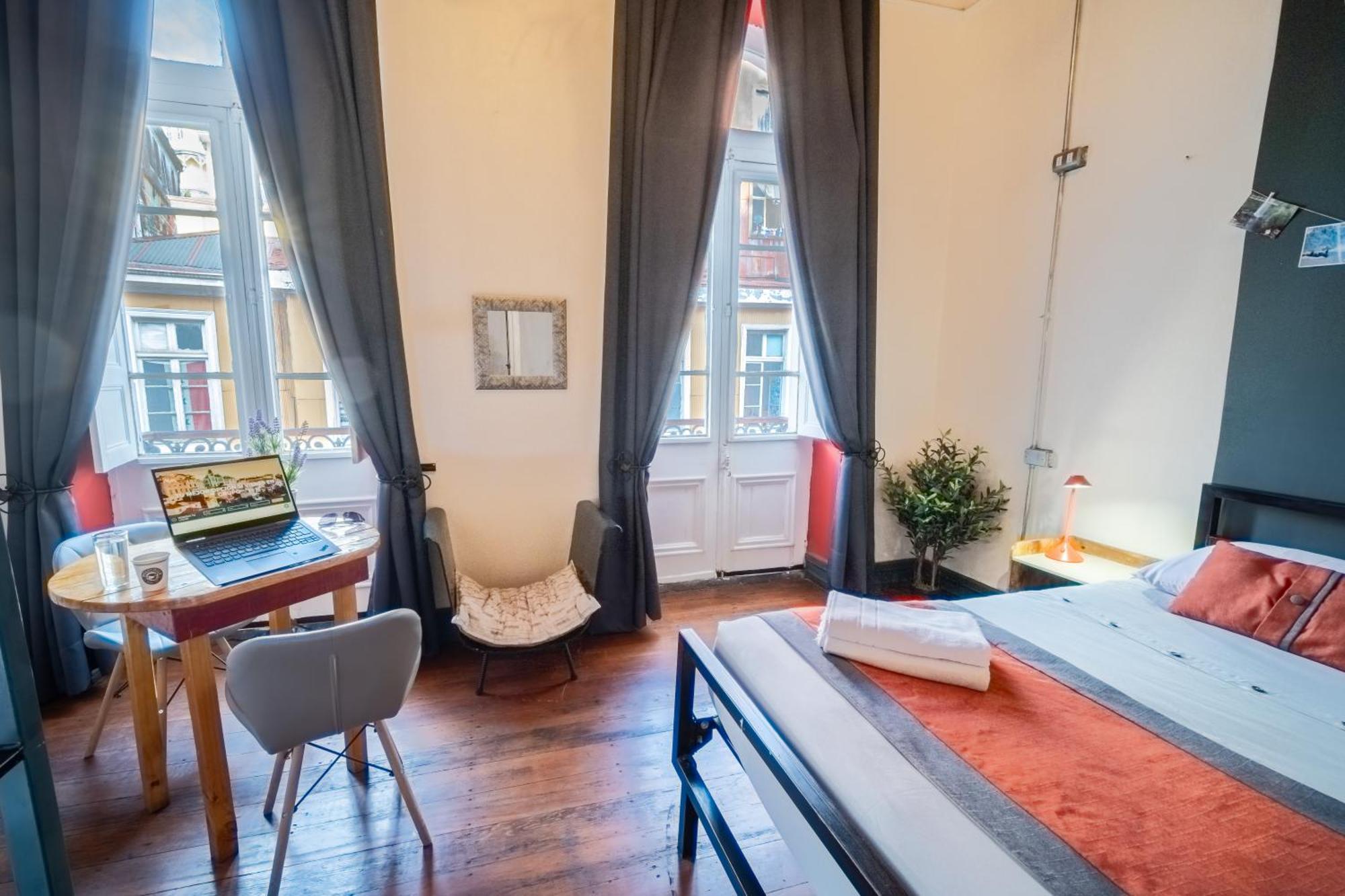 Maki Hostels & Suites 瓦尔帕莱索 外观 照片